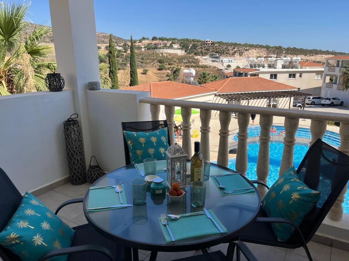 Beautiful 2 Bed Apartment In Peyia Valley, Paphos Εξωτερικό φωτογραφία