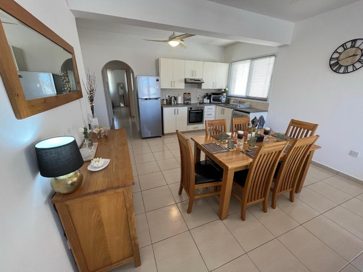 Beautiful 2 Bed Apartment In Peyia Valley, Paphos Εξωτερικό φωτογραφία